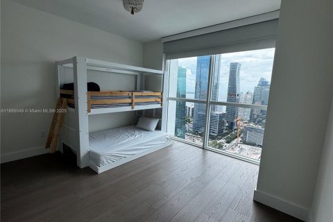 Снять в аренду кондоминиум в Майами, Флорида 2 спальни, 105.35м2, № 1947499 - фото 15