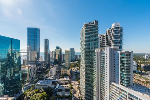 Снять в аренду кондоминиум в Майами, Флорида 2 спальни, 105.35м2, № 1947499 - фото 20