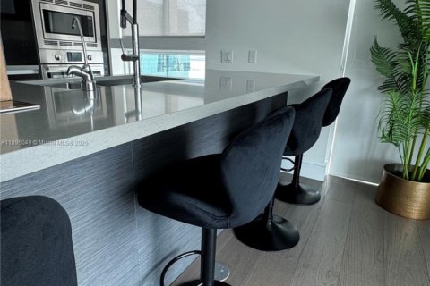 Снять в аренду кондоминиум в Майами, Флорида 2 спальни, 105.35м2, № 1947499 - фото 8