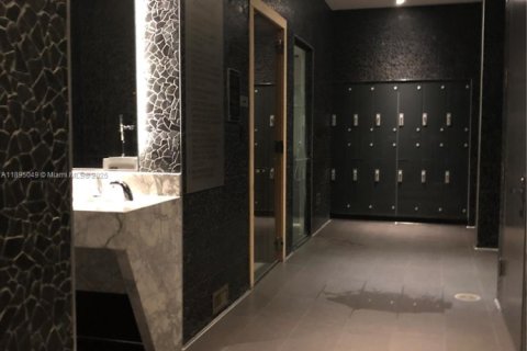 Снять в аренду кондоминиум в Майами, Флорида 2 спальни, 105.35м2, № 1947499 - фото 29