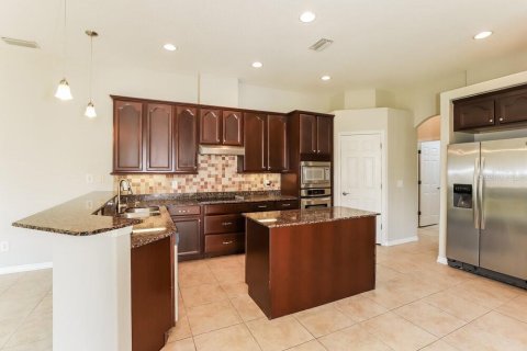 House in Sarasota, Florida 4 bedrooms, 230.49 sq.m. № 1872986 - photo 5