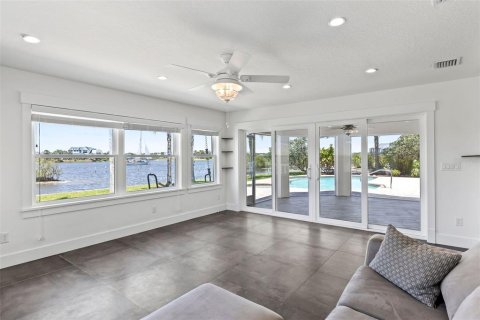 Casa en venta en Flagler Beach, Florida, 3 dormitorios, 287.53 m2 № 1751491 - foto 21
