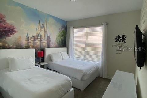 House in Kissimmee, Florida 5 bedrooms, 278.34 sq.m. № 2348193 - photo 13