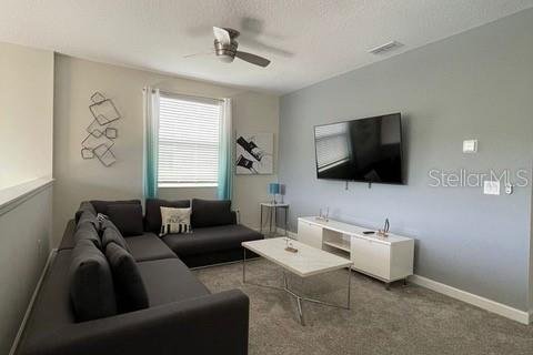House in Kissimmee, Florida 5 bedrooms, 278.34 sq.m. № 2348193 - photo 14