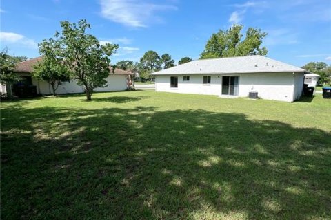 House in Orlando, Florida 2 bedrooms, 98.85 sq.m. № 1840521 - photo 12