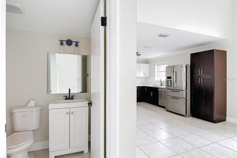 Villa ou maison à vendre à Hollywood, Floride: 3 chambres, 193.61 m2 № 1734289 - photo 23