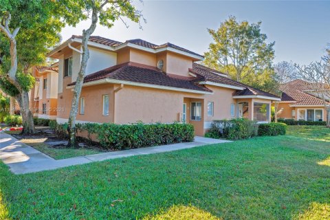 Снять в аренду виллу или дом в Плантация, Флорида 3 спальни, 138.61м2, № 1998070 - фото 2