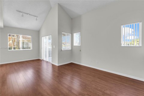 Снять в аренду виллу или дом в Плантация, Флорида 3 спальни, 138.61м2, № 1998070 - фото 13