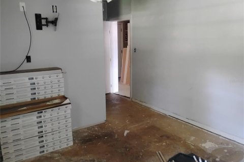 House in Milton, Florida 3 bedrooms, 112.32 sq.m. № 1876010 - photo 10