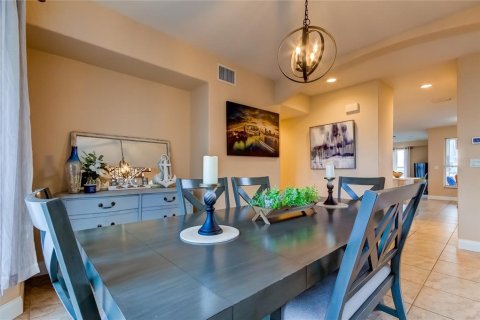Casa en alquiler en Tarpon Springs, Florida, 5 dormitorios, 380.16 m2 № 1640274 - foto 21