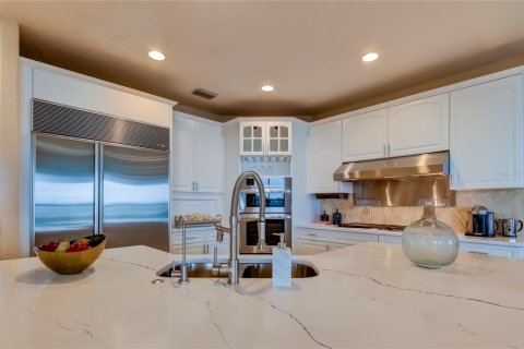 Casa en alquiler en Tarpon Springs, Florida, 5 dormitorios, 380.16 m2 № 1640274 - foto 15