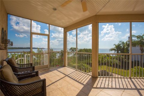 Casa en alquiler en Tarpon Springs, Florida, 5 dormitorios, 380.16 m2 № 1640274 - foto 23