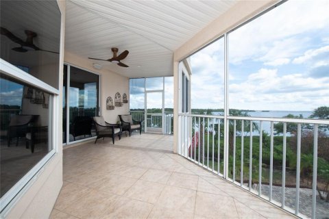 Casa en alquiler en Tarpon Springs, Florida, 5 dormitorios, 380.16 m2 № 1640274 - foto 26