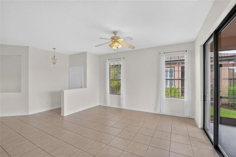 Villa ou maison à louer à Apollo Beach, Floride: 2 chambres, 129.41 m2 № 2419990 - photo 8