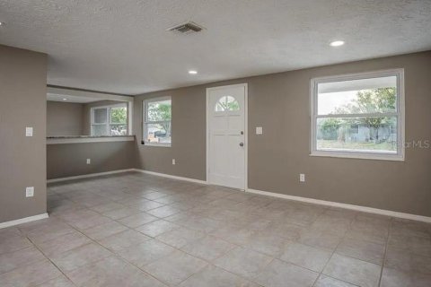 Casa en venta en Holiday, Florida, 4 dormitorios, 256.41 m2 № 1821151 - foto 14