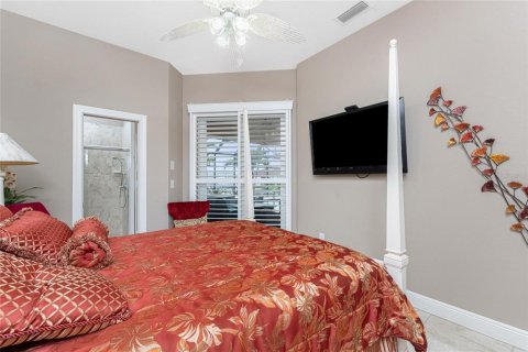 House in Punta Gorda, Florida 3 bedrooms, 264.4 sq.m. № 1621024 - photo 29