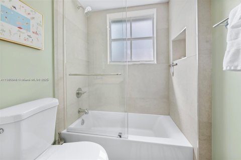 Снять в аренду кондоминиум в Авентура, Флорида 3 спальни, 122.63м2, № 1957889 - фото 27