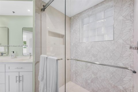 Снять в аренду кондоминиум в Авентура, Флорида 3 спальни, 122.63м2, № 1957889 - фото 20