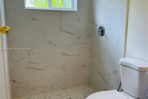 Copropriété à vendre à Miami, Floride: 2 chambres, 117.61 m2 № 2003876 - photo 14