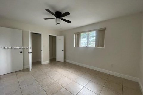 Copropriété à vendre à Miami, Floride: 2 chambres, 117.61 m2 № 2003876 - photo 16