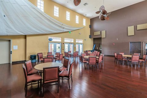 Condo in Saint Petersburg, Florida, 1 bedroom  № 2235450 - photo 26
