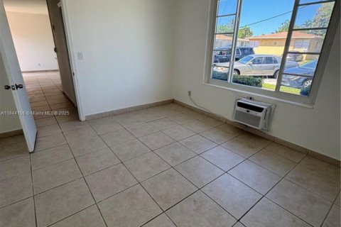 Condo in Miami Beach, Florida, 1 bedroom  № 1839431 - photo 6