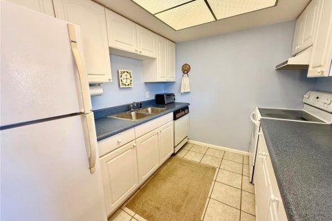Copropriété à vendre à Clearwater, Floride: 2 chambres, 85.66 m2 № 2378240 - photo 5