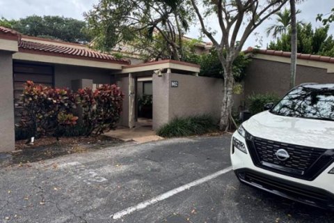 Touwnhouse à vendre à Hollywood, Floride: 2 chambres, 150.04 m2 № 2192425 - photo 4