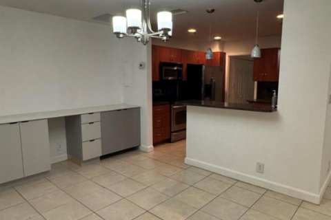 Touwnhouse à vendre à Hollywood, Floride: 2 chambres, 150.04 m2 № 2192425 - photo 17
