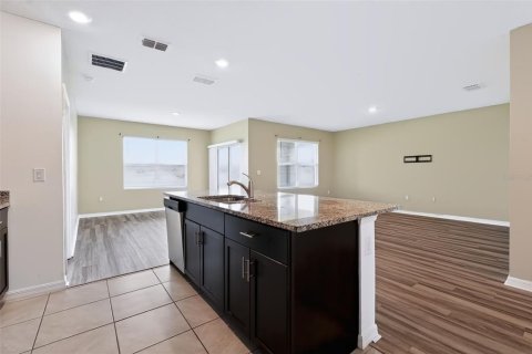 Casa en venta en Kissimmee, Florida, 3 dormitorios, 156.54 m2 № 2386204 - foto 25