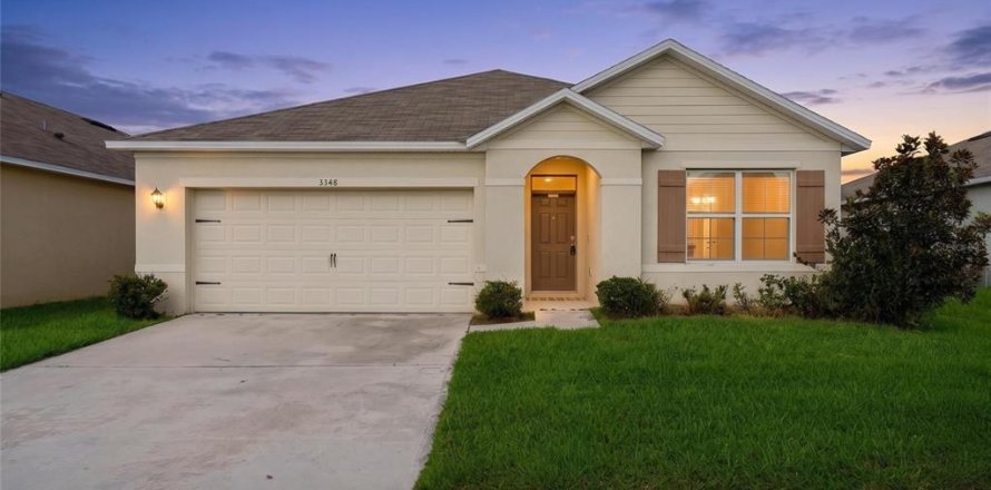 Casa en Kissimmee, Florida 3 dormitorios, 156.54 m2 № 2386204