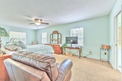 House in Bradenton, Florida 4 bedrooms, 216.56 sq.m. № 1842268 - photo 22