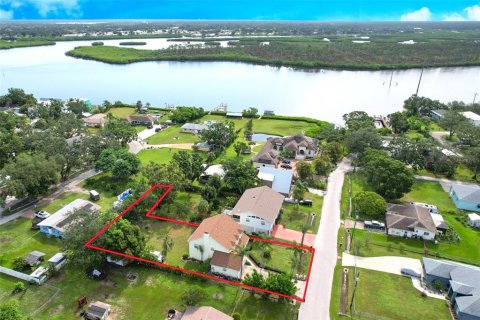 House in Bradenton, Florida 4 bedrooms, 216.56 sq.m. № 1842268 - photo 4