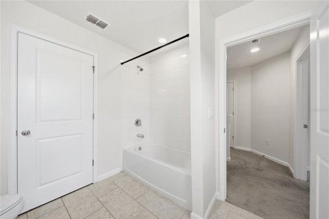 Adosado en venta en Bradenton, Florida, 3 dormitorios, 161.56 m2 № 2228131 - foto 24