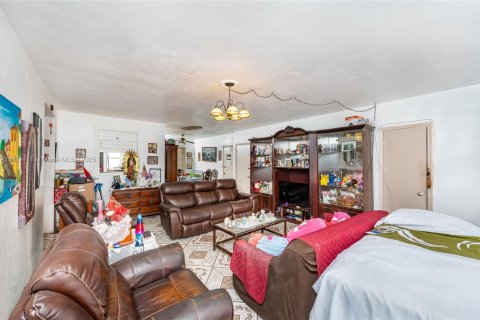 Condo in Miami Beach, Florida, 2 bedrooms  № 1974198 - photo 5