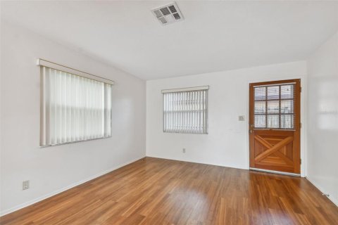 Appartement à louer à Largo, Floride: 2 chambres, 79.71 m2 № 2429347 - photo 16