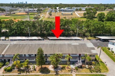 Condo in Saint Petersburg, Florida, 2 bedrooms  № 1675740 - photo 28