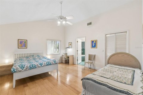 Casa en venta en Clermont, Florida, 4 dormitorios, 292.83 m2 № 2198798 - foto 18