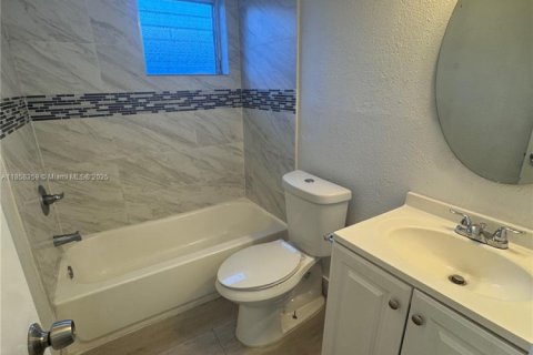 Appartement à louer à Hollywood, Floride: 1 chambre, 51.56 m2 № 2016145 - photo 7