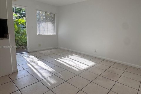 Appartement à Hollywood, Floride 1 chambre, 51.56 m2 № 2016145