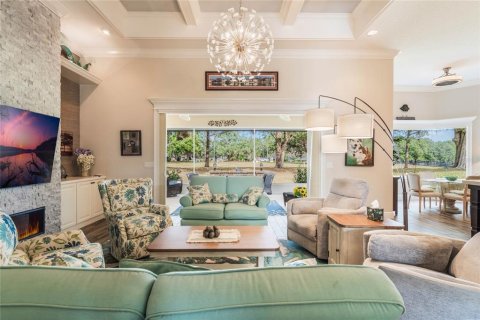 Casa en venta en Lady Lake, Florida, 3 dormitorios, 251.95 m2 № 1903709 - foto 4
