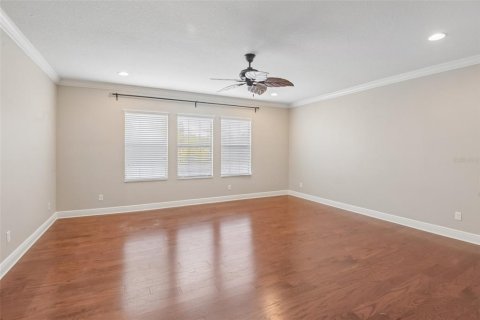 Casa en venta en Land O' Lakes, Florida, 5 dormitorios, 327.2 m2 № 2218498 - foto 18