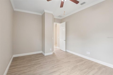 Casa en venta en Land O' Lakes, Florida, 5 dormitorios, 327.2 m2 № 2218498 - foto 27