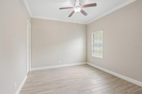 Casa en venta en Land O' Lakes, Florida, 5 dormitorios, 327.2 m2 № 2218498 - foto 14