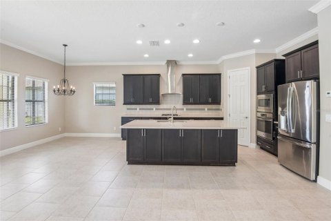 Casa en venta en Land O' Lakes, Florida, 5 dormitorios, 327.2 m2 № 2218498 - foto 10