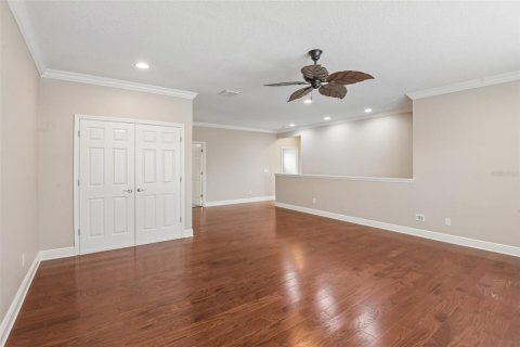 Casa en venta en Land O' Lakes, Florida, 5 dormitorios, 327.2 m2 № 2218498 - foto 19