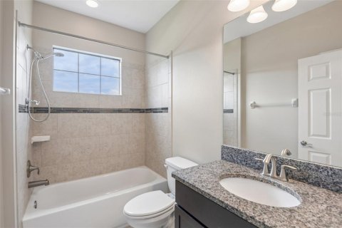 Casa en venta en Land O' Lakes, Florida, 5 dormitorios, 327.2 m2 № 2218498 - foto 28