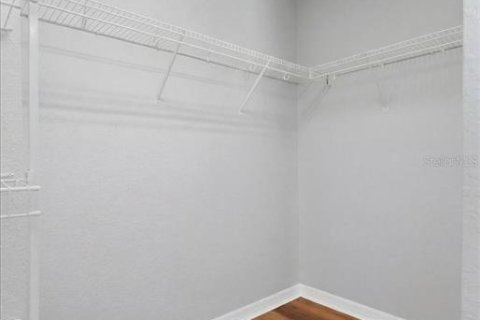 House in Winter Haven, Florida 4 bedrooms, 172.98 sq.m. № 2201374 - photo 21