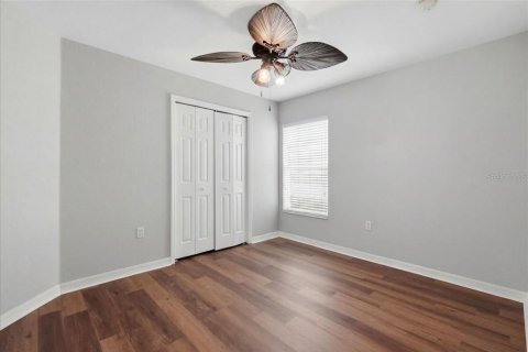 House in Winter Haven, Florida 4 bedrooms, 172.98 sq.m. № 2201374 - photo 22