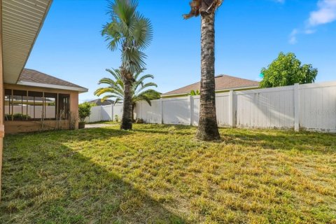 House in Winter Haven, Florida 4 bedrooms, 172.98 sq.m. № 2201374 - photo 24